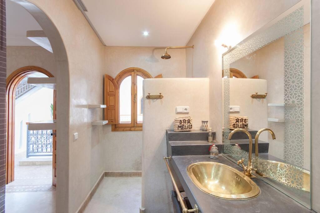 Riad Melilo Avec Piscine Chauffee Marrakesh Buitenkant foto
